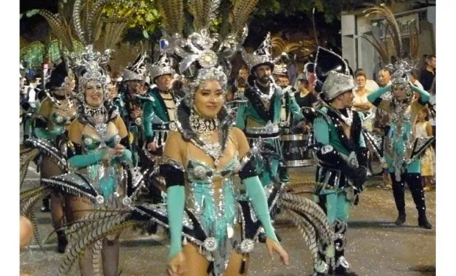 Le Corso de la Lavande à Valréas du 3 au 5 août 2024 : Une Fête Éclatante de Couleurs et de Traditions, Saint-Paul-Trois-Châteaux, La Villa Tria Castella